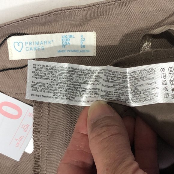 Primark Cares Womens Size 0 Olive Green Flared Pleated High Rise Short Skort - Picture 7 of 8